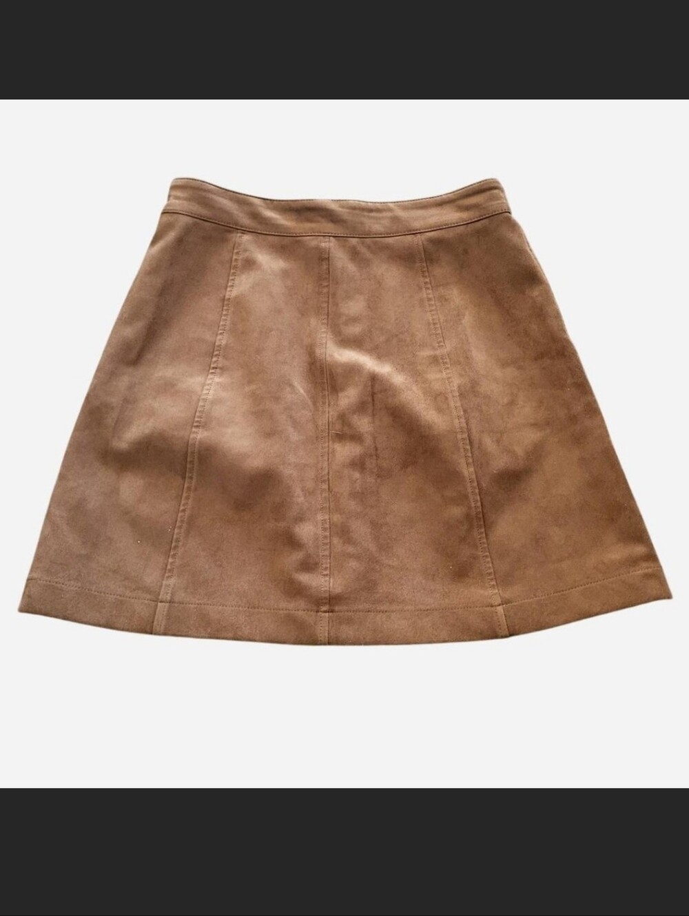 Aritizia Wilfred Free tan faux suede mini skirt with zipper front detail - Picture 4 of 4